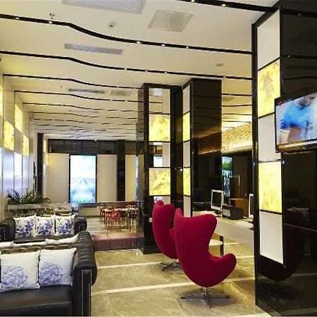 Lavande Hotel Tianhe Gangding Subway Station Branch Canton Esterno foto