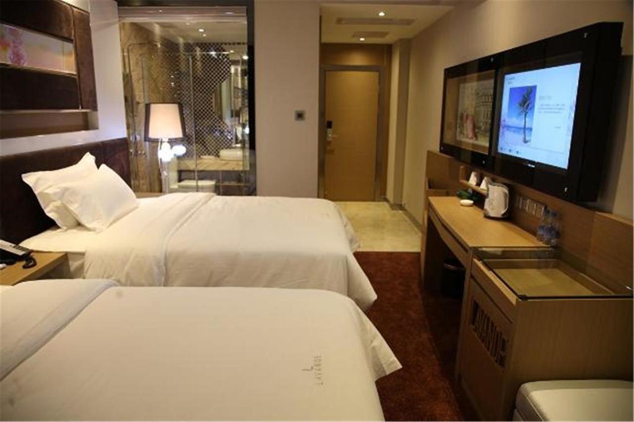 Lavande Hotel Tianhe Gangding Subway Station Branch Canton Esterno foto